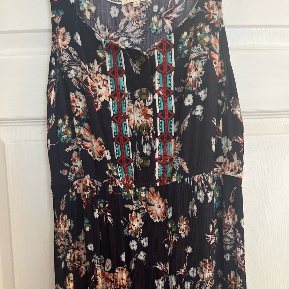 NWOT long flowy summer dress. Dark blue in color